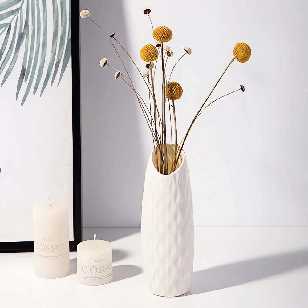 Modern Nordic Vase for Fresh Flowers and Luxurious Settings