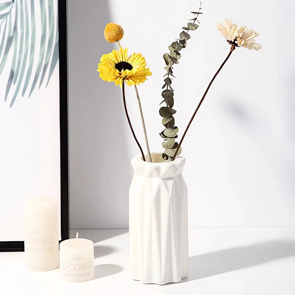 Modern Nordic Vase for Fresh Flowers and Luxurious Settings